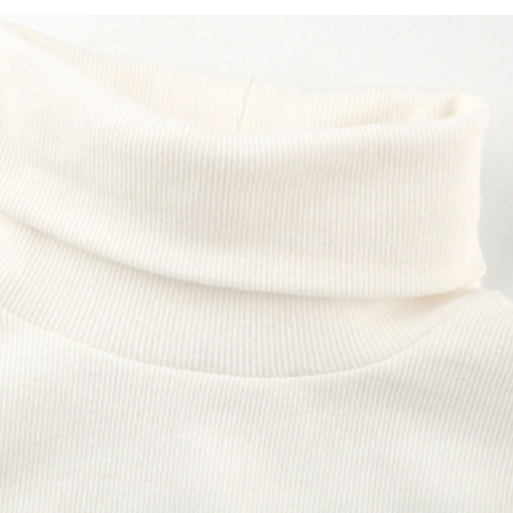 HP✨NEW White Puff SleeveTurtleneck Sweater Dress - Picture 7 of 7